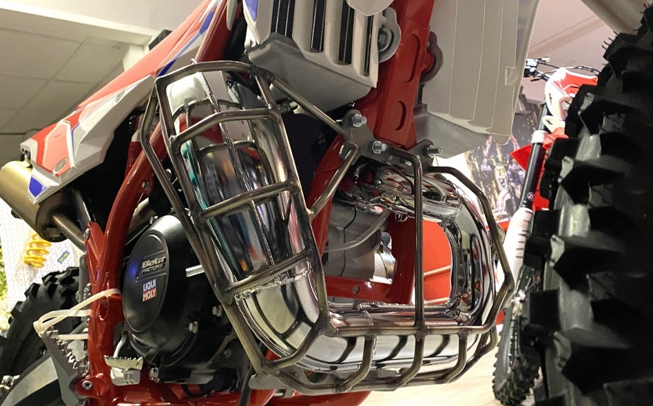 Dowatek Krümmerschutz aus Edelstahl Beta Xtrainer 250 / 300