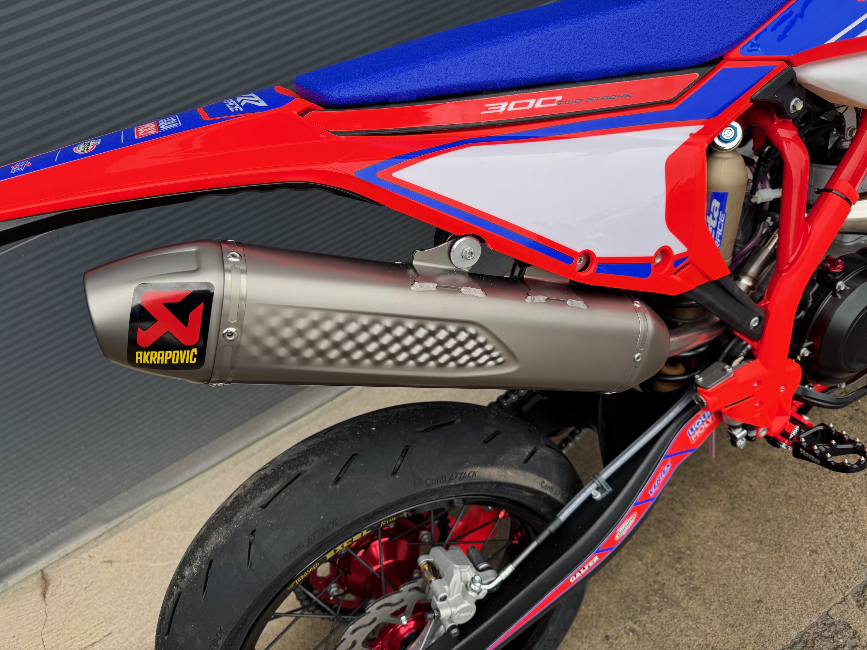 Akrapovic Endschalldämpfer für Beta RR 200/250/300 (ab Modelljahr 2020)